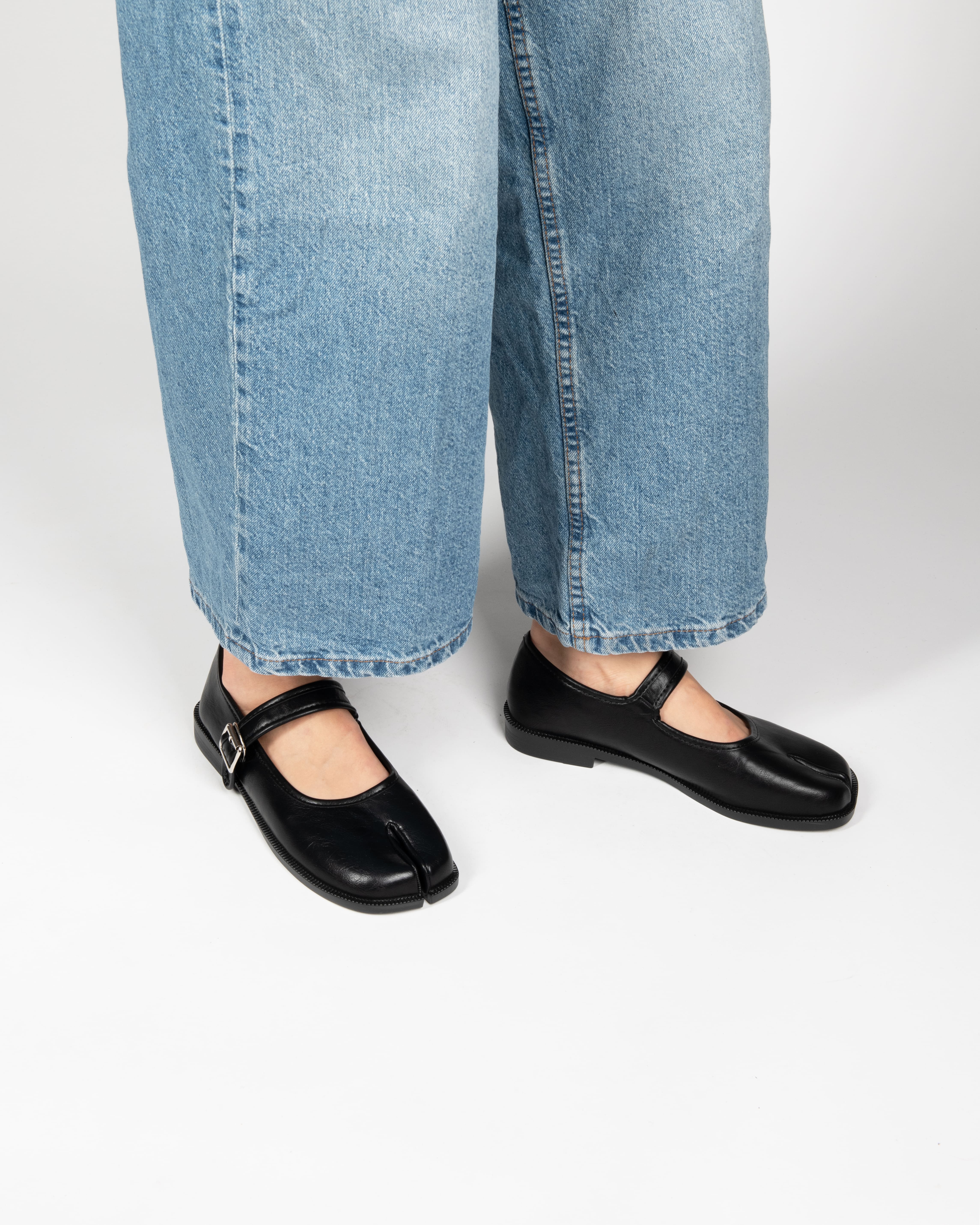 Black Mary Jane Tabi