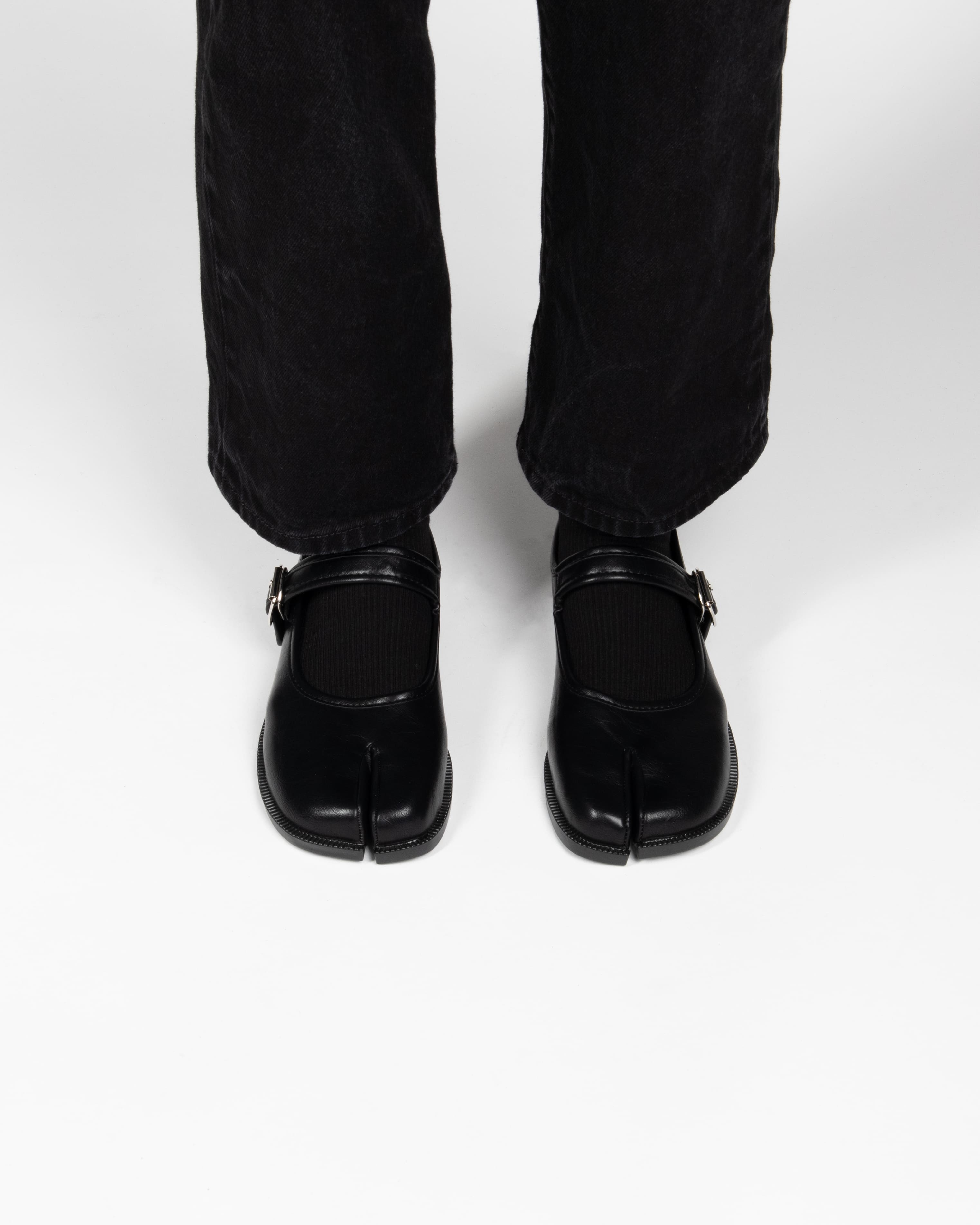 Black Mary Jane Tabi