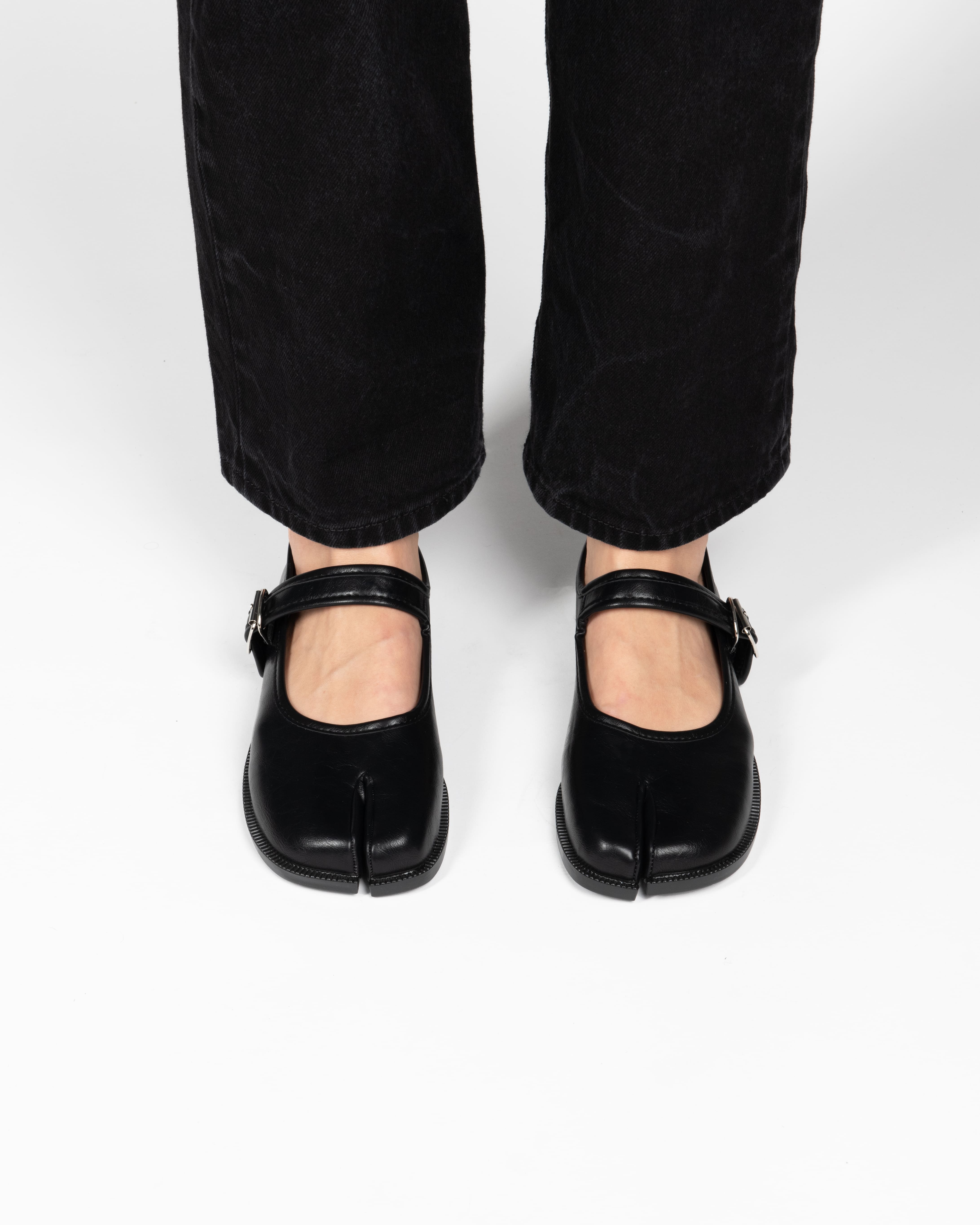 Black Mary Jane Tabi